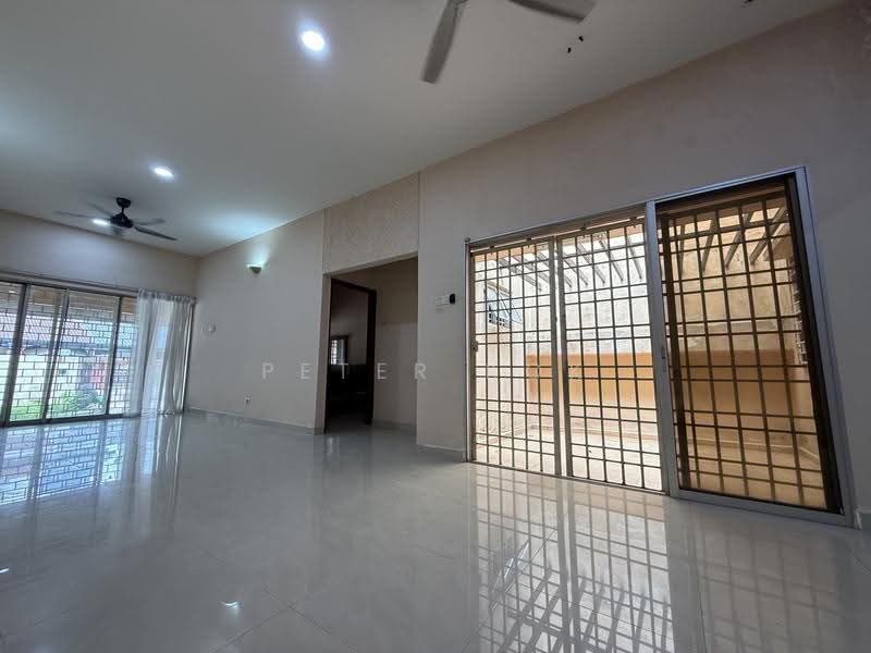 1-storey Terraced House for Sale in Taman Tun Dr Ismail (Kuala Lumpur) - Peter Kok - Living Room - PropertyGuru.com.my