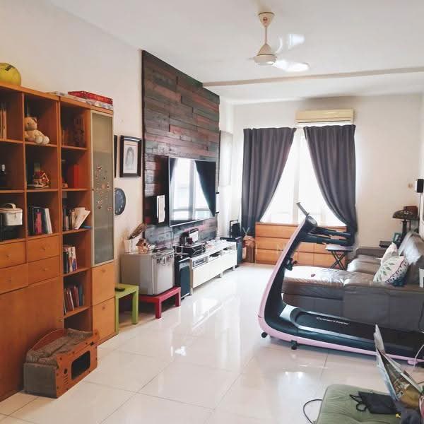 Semi-Detached House for Sale in Gombak (Kuala Lumpur) - Eddy Izuddin - Living Room - PropertyGuru.com.my