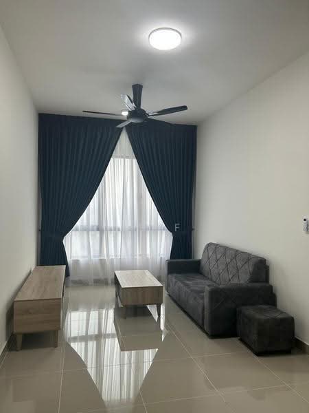 Kediaman Servis untuk Disewa di MKH Boulevard II - Jeff Cheah - Living Room - PropertyGuru.com.my