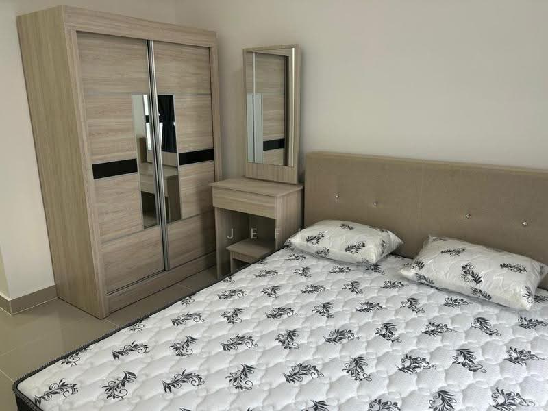 Kediaman Servis untuk Disewa di MKH Boulevard II - Jeff Cheah - Bedroom - PropertyGuru.com.my