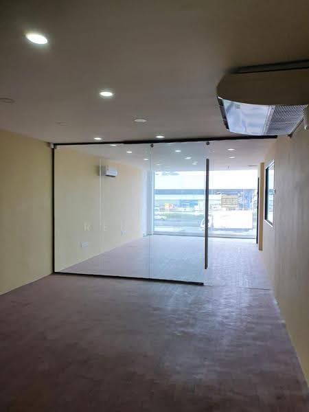Shop for Rent in Taman Nusa Bestari (Iskandar Puteri (Nusajaya)) - Reny Hee - Interior - PropertyGuru.com.my
