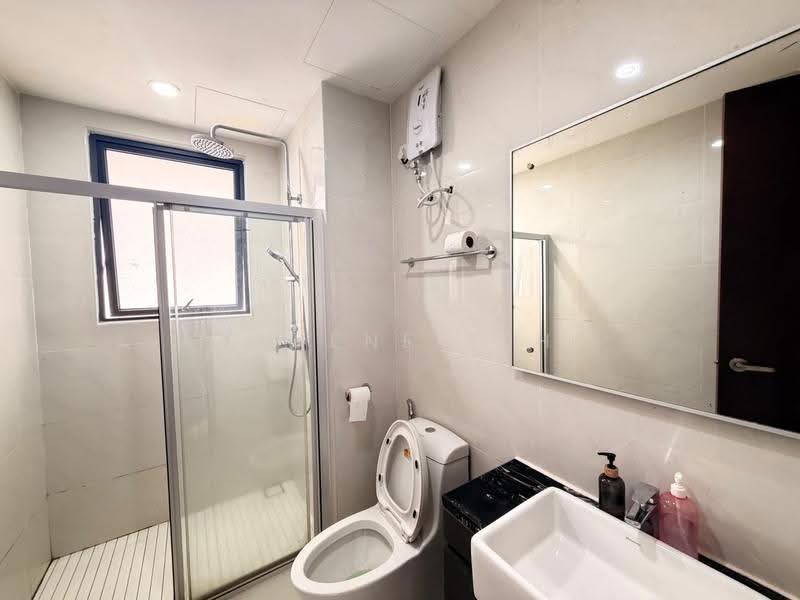 Condominium for Sale at Royal Strand @ Country Garden Danga Bay - Serene Teh - Bathroom - PropertyGuru.com.my