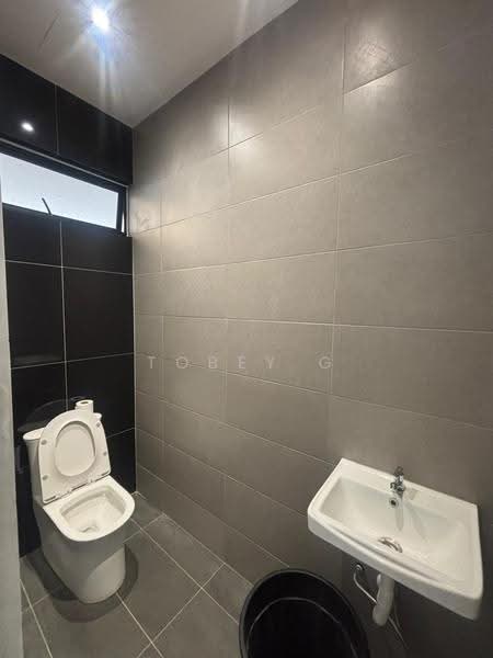 Semi-Detached House for Sale in Bandar Sungai Long (Selangor) - Tobey G - Bathroom - PropertyGuru.com.my