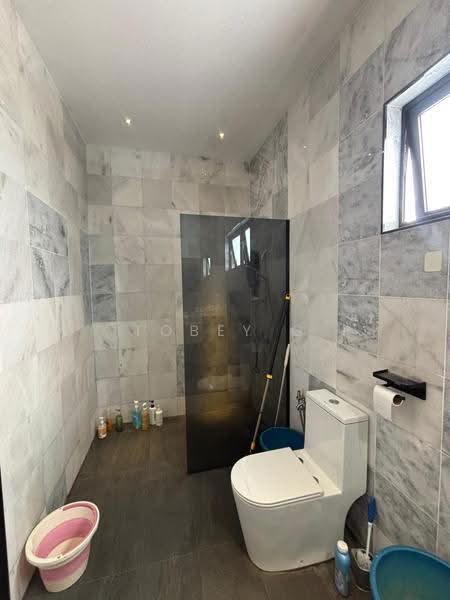 Semi-Detached House for Sale in Bandar Sungai Long (Selangor) - Tobey G - Bathroom - PropertyGuru.com.my