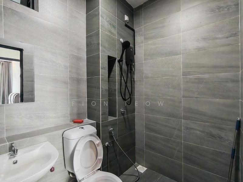 Service Residence for Rent at 8Scape Residence @ Sutera - Fion Teow - Bathroom - PropertyGuru.com.my