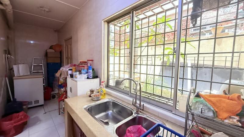3-storey Terraced House for Sale in Taman Bukit Segar Jaya 1 (Cheras) - Dlynie Ooi - Kitchen - PropertyGuru.com.my