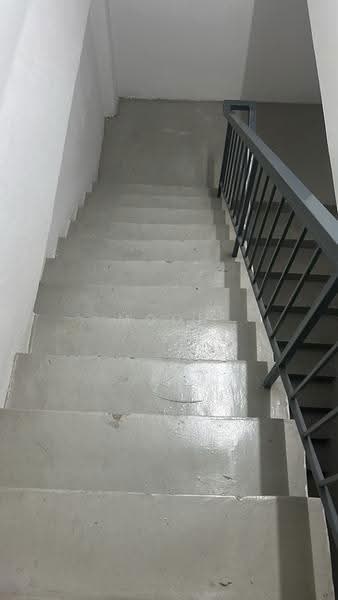 Factory for Rent in Sek 13, Kaw Perindustrian Bangi (Bandar Baru Bangi) - Moon Lum - Corridor - PropertyGuru.com.my