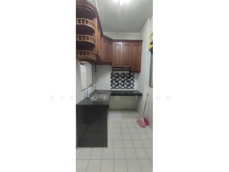 Pangsapuri untuk Dijual di Suria Kipark Damansara - Desmond Tang - Kitchen - PropertyGuru.com.my