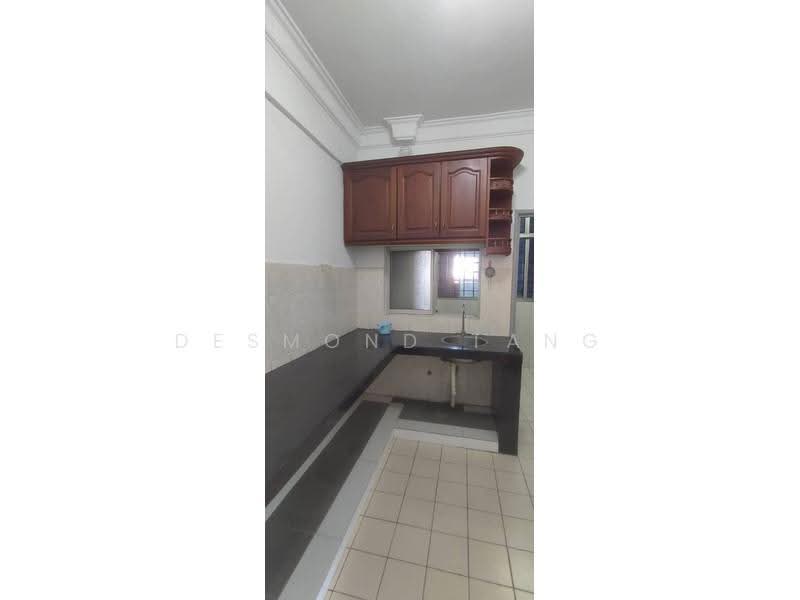 Pangsapuri untuk Dijual di Suria Kipark Damansara - Desmond Tang - Kitchen - PropertyGuru.com.my