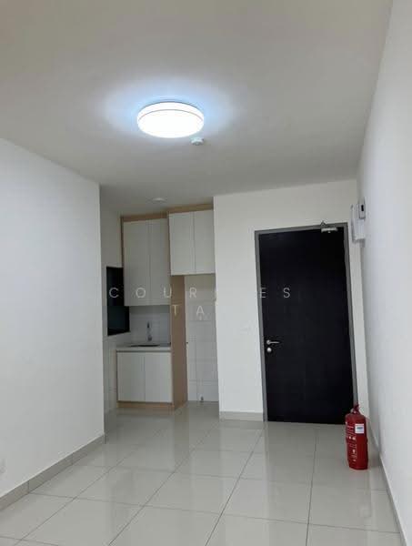 Kediaman Servis untuk Disewa di Traders Garden @ Cheras Selatan - Courines Tan - Kitchen - PropertyGuru.com.my