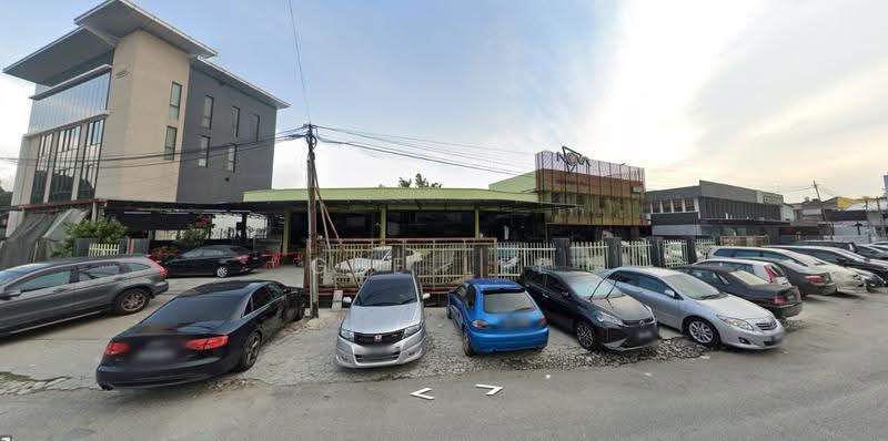Warehouse for Rent in Taman Kepong (Kepong) - GEE Lee - Exterior - PropertyGuru.com.my