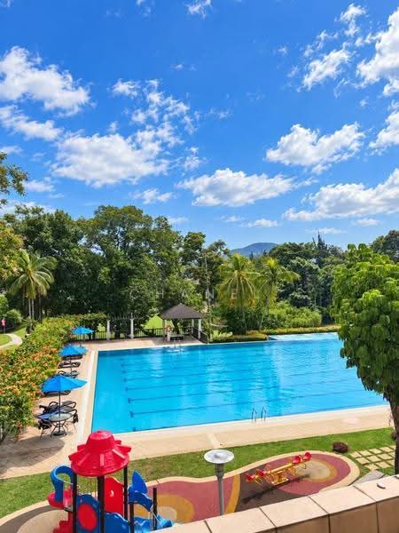 3-storey Terraced House for Sale in Valencia (Sungai Buloh) - Chanel Lee - Pool - PropertyGuru.com.my