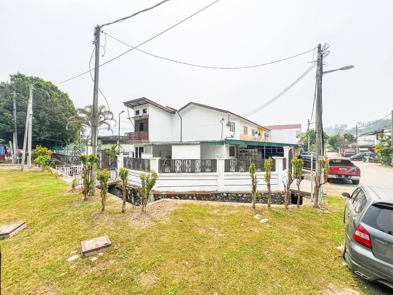 Rumah Teres 2-Tingkat untuk Dijual di Taman Tasik Semenyih (Semenyih) - Fauzan bin Sahrom - Exterior - PropertyGuru.com.my