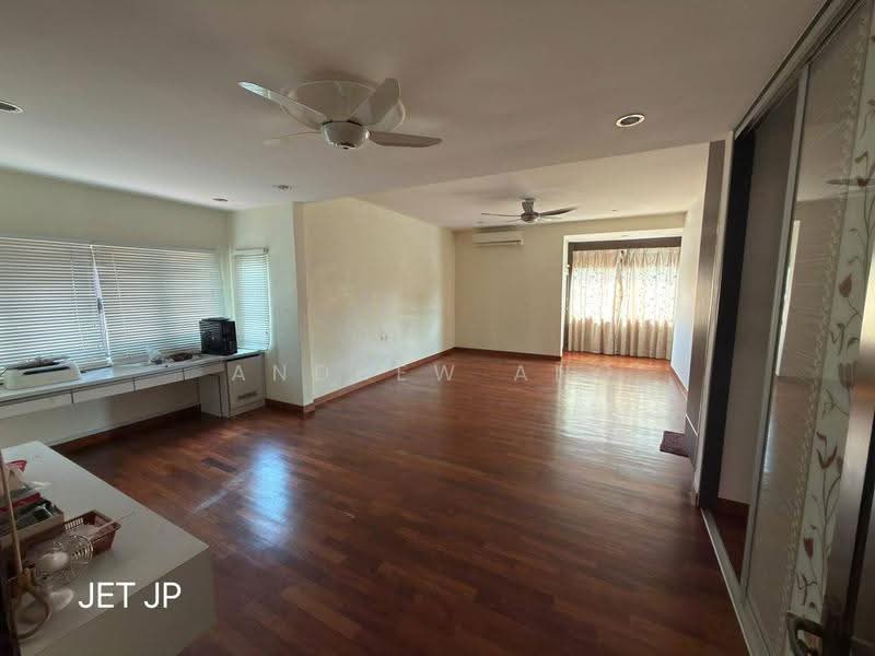 Rumah Berkembar untuk Dijual di Kampung Rantau Panjang (Kapar) - Andrew Ang - Living Room - PropertyGuru.com.my
