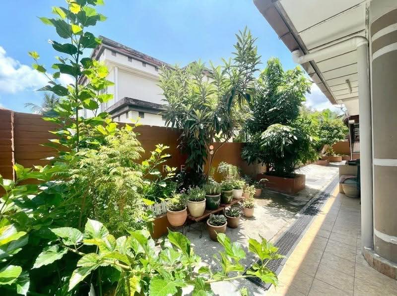 Bungalow House for Sale in Taman Rasah Kemayan (Rasah) - Rena Rahman - PropertyGuru.com.my