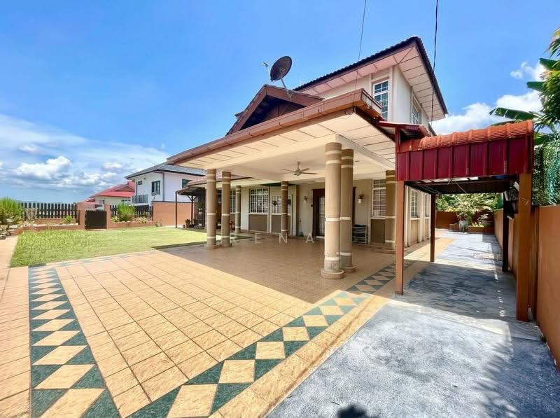 Bungalow House for Sale in Taman Rasah Kemayan (Rasah) - Rena Rahman - Exterior - PropertyGuru.com.my