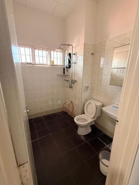 Rumah Teres 2-Tingkat untuk Disewa di Taman Jernih (Bukit Mertajam) - Candy Cheah - Bathroom - PropertyGuru.com.my