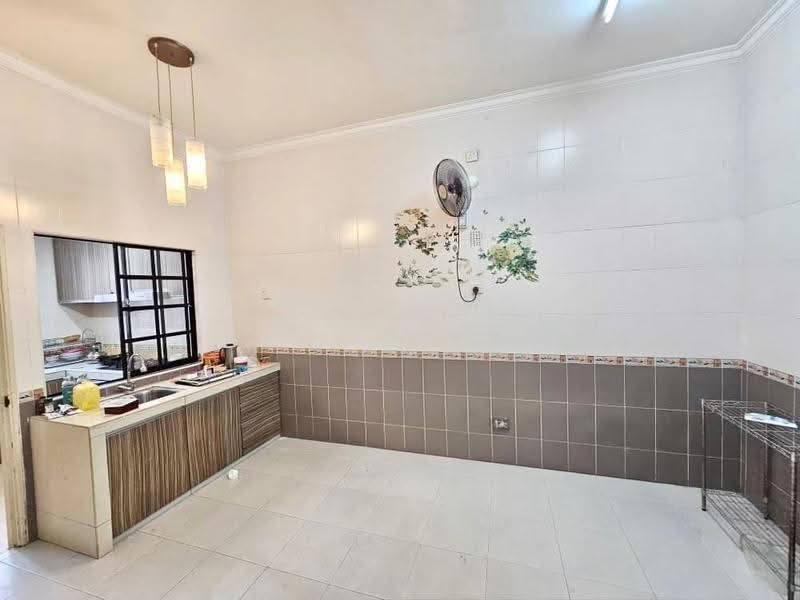 Rumah Teres 2-Tingkat untuk Dijual di Cheras (Selangor) - Danilo Lim - Kitchen - PropertyGuru.com.my