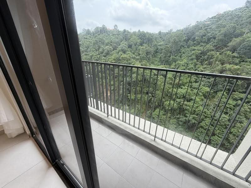 Kediaman Servis untuk Disewa di D'Terra Residences - Alan Chia - Balcony - PropertyGuru.com.my