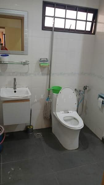 Condominium for Sale at Kuantan Tembeling Resort - Cristleona Wee - Bathroom - PropertyGuru.com.my