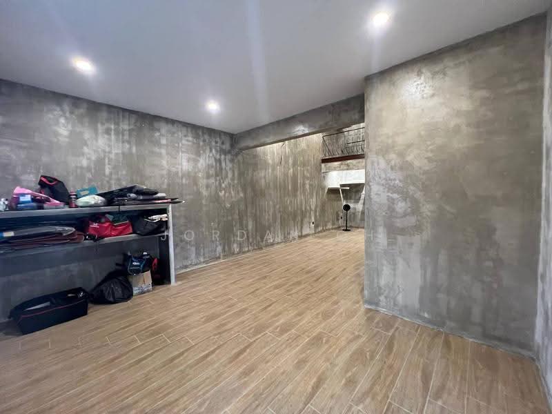 1.5-storey Terraced House for Sale in Taman Molek (Johor Bahru) - Jordan Oh - Interior - PropertyGuru.com.my