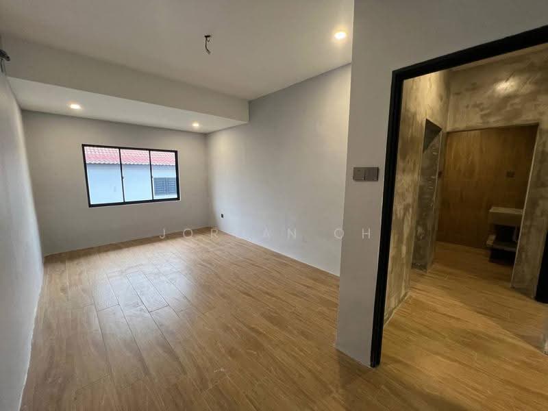 1.5-storey Terraced House for Sale in Taman Molek (Johor Bahru) - Jordan Oh - Interior - PropertyGuru.com.my
