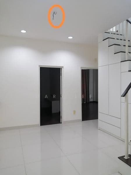 Semi-Detached House for Rent in Jelutong (Penang) - Mary Lee - Upstair hall - PropertyGuru.com.my