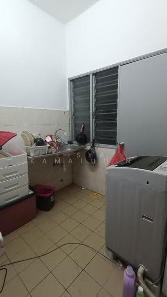 2-storey Terraced House for Rent in Taman Puncak Jalil (Seri Kembangan) - Eisya Kamaludin - Kitchen - PropertyGuru.com.my