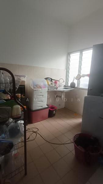 2-storey Terraced House for Rent in Taman Puncak Jalil (Seri Kembangan) - Eisya Kamaludin - Kitchen - PropertyGuru.com.my