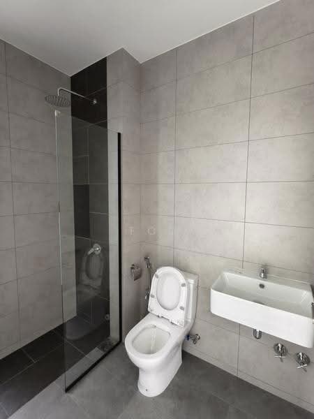 Semi-Detached House for Rent in Setia Tropika (Johor Bahru) - Foo Jun Tao - Bathroom - PropertyGuru.com.my