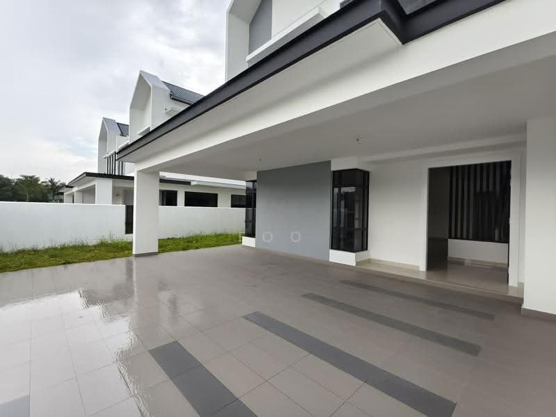 Semi-Detached House for Rent in Setia Tropika (Johor Bahru) - Foo Jun Tao - Exterior - PropertyGuru.com.my