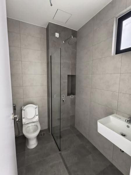 Semi-Detached House for Rent in Setia Tropika (Johor Bahru) - Foo Jun Tao - Bathroom - PropertyGuru.com.my