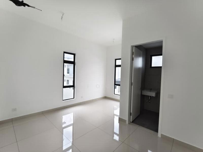 Semi-Detached House for Rent in Setia Tropika (Johor Bahru) - Foo Jun Tao - Interior - PropertyGuru.com.my