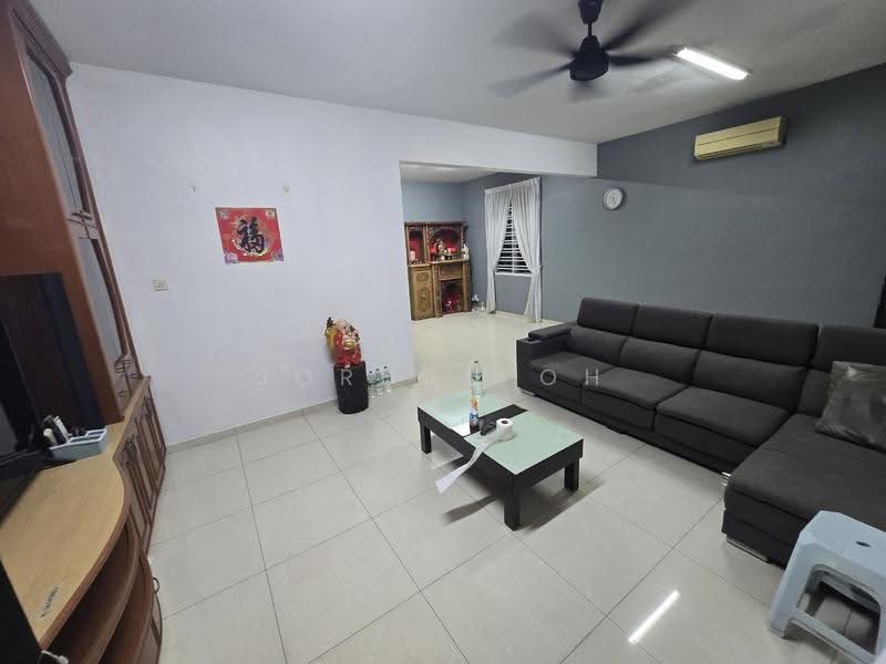 2-storey Terraced House for Sale in Bukit Indah (Iskandar Puteri (Nusajaya)) - Jordan Oh - Living Room - PropertyGuru.com.my