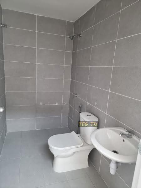 Gudang untuk Disewa di Kapar (Selangor) - Alex Lee - Bathroom - PropertyGuru.com.my