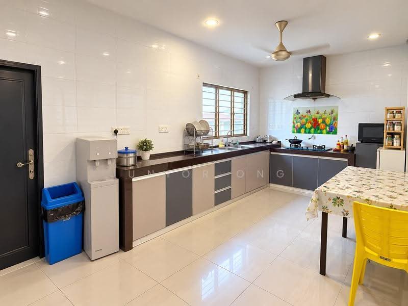 2-storey Terraced House for Sale in Rawang (Selangor) - Junior Ong - Kitchen - PropertyGuru.com.my