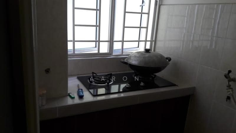 Kondominium untuk Disewa di Platinum Lake PV 10 - Aaron Ong - Kitchen - PropertyGuru.com.my
