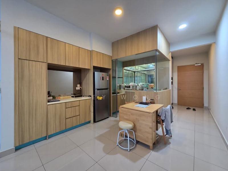 Service Residence for Sale at The Leafz @ Dedaun - Torey Wong - Kitchen - PropertyGuru.com.my