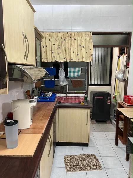 Kondominium untuk Dijual di Vistaria Condominium - Sunny Tse - Kitchen - PropertyGuru.com.my