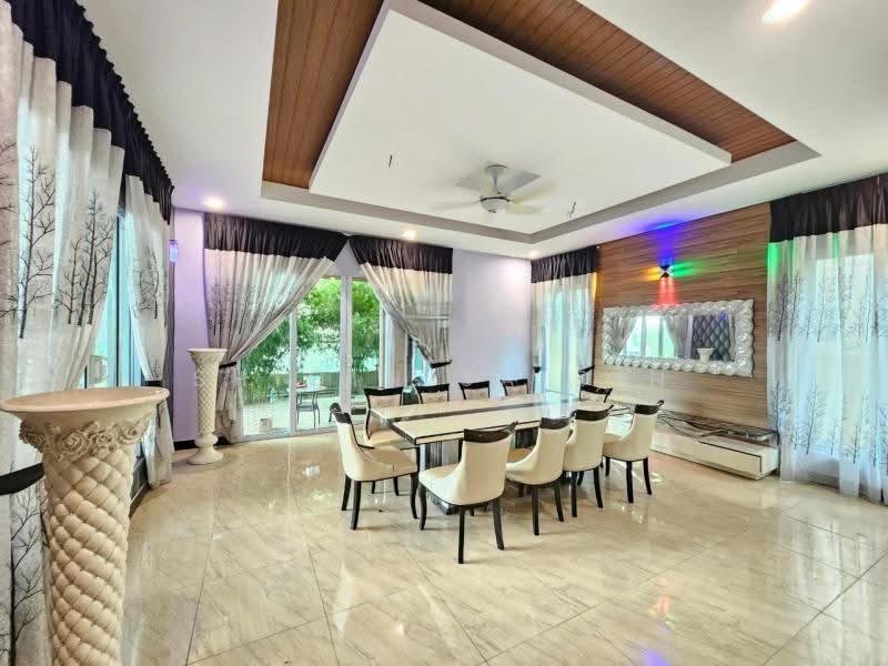 Bungalow House untuk Dijual di Mines Resort City (Seri Kembangan) - Shiqin Saidin - Dining Room - PropertyGuru.com.my