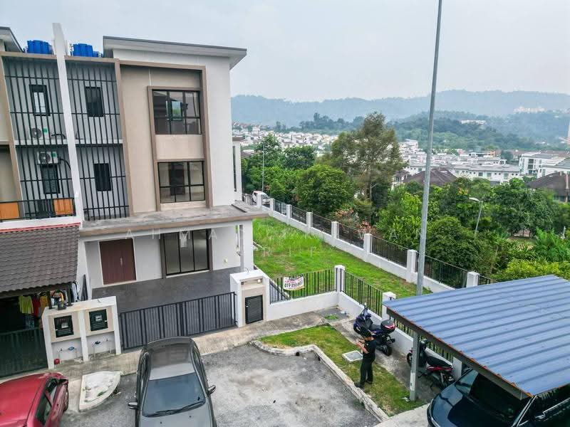 Terraced House for Sale in Gombak (Selangor) - Ahmad Ikhwan Arif - Exterior - PropertyGuru.com.my