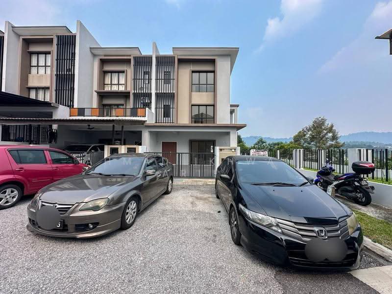 Terraced House for Sale in Gombak (Selangor) - Ahmad Ikhwan Arif - Exterior - PropertyGuru.com.my