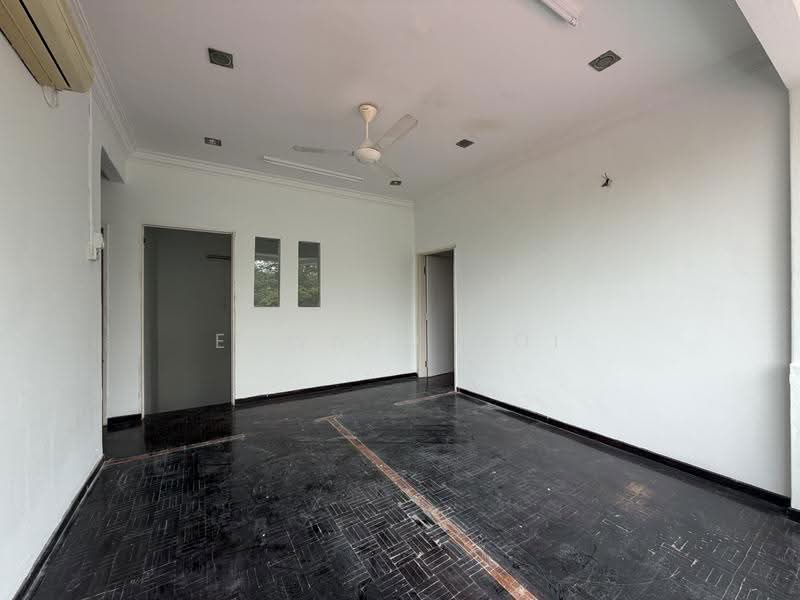 2-storey Terraced House for Sale in Taman Suria (Bandar Sungai Long) - Edward Ooi - PropertyGuru.com.my