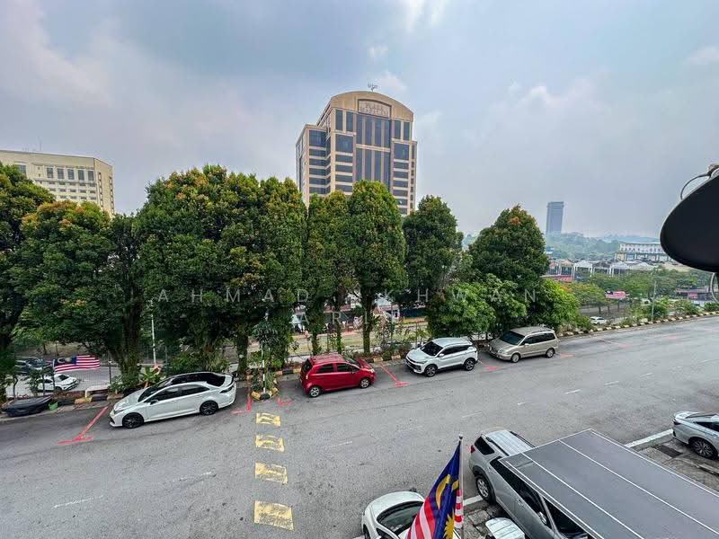 Rumah Bandar untuk Dijual di Seksyen 9 (Shah Alam) - Ahmad Ikhwan Arif - Exterior - PropertyGuru.com.my