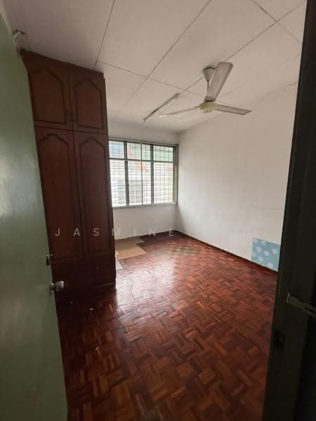 Rumah Teres 2-Tingkat untuk Disewa di Bandar Menjalara (Kuala Lumpur) - Jasmine Ong - Bedroom - PropertyGuru.com.my