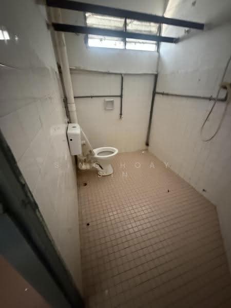 Apartment for Rent at Desa Sembilang - Sing Hoay Sin - Bathroom - PropertyGuru.com.my