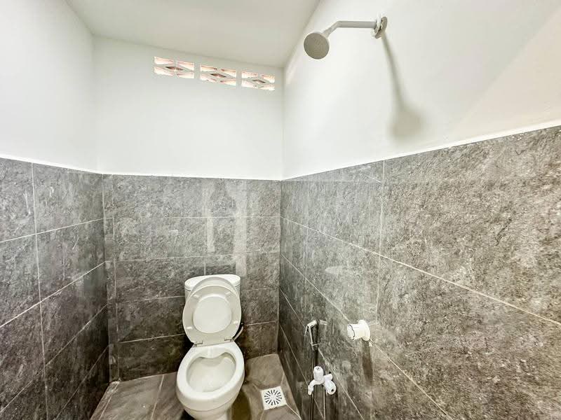 Rumah Teres 1-Tingkat untuk Dijual di Taman Petaling Indah (Klang) - Ahmad Ikhwan Arif - Bathroom - PropertyGuru.com.my