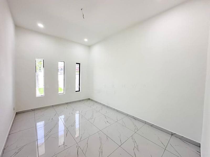 Rumah Teres 1-Tingkat untuk Dijual di Taman Petaling Indah (Klang) - Ahmad Ikhwan Arif - Interior - PropertyGuru.com.my
