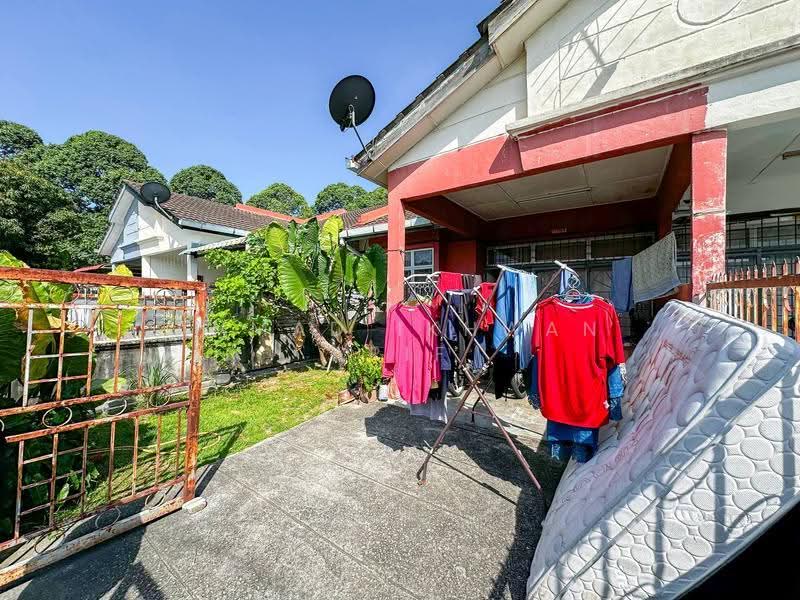 1-storey Terraced House for Sale in Taman Desa Cempaka (Nilai) - Ahmad Ikhwan Arif - Exterior - PropertyGuru.com.my