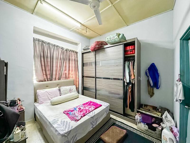 1-storey Terraced House for Sale in Taman Desa Cempaka (Nilai) - Ahmad Ikhwan Arif - Bedroom - PropertyGuru.com.my